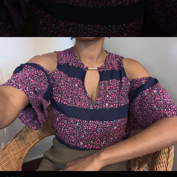 Michael Kors Tops - Michael KORS floral shoulder-less/off the shoulder blouse 💐